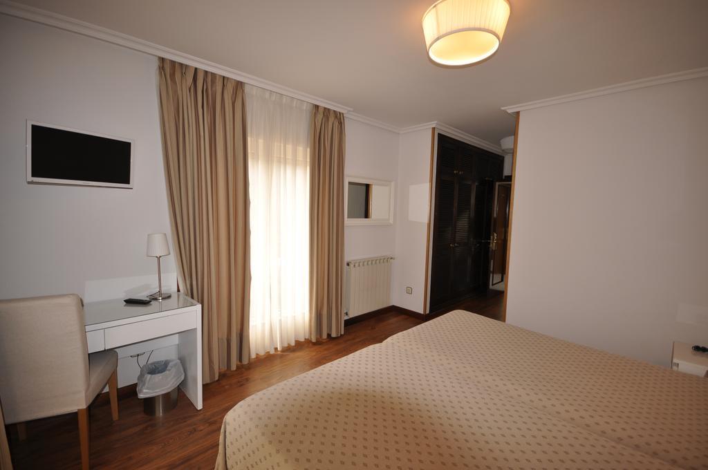 Hotel Don Pepe Ribadesella Room photo